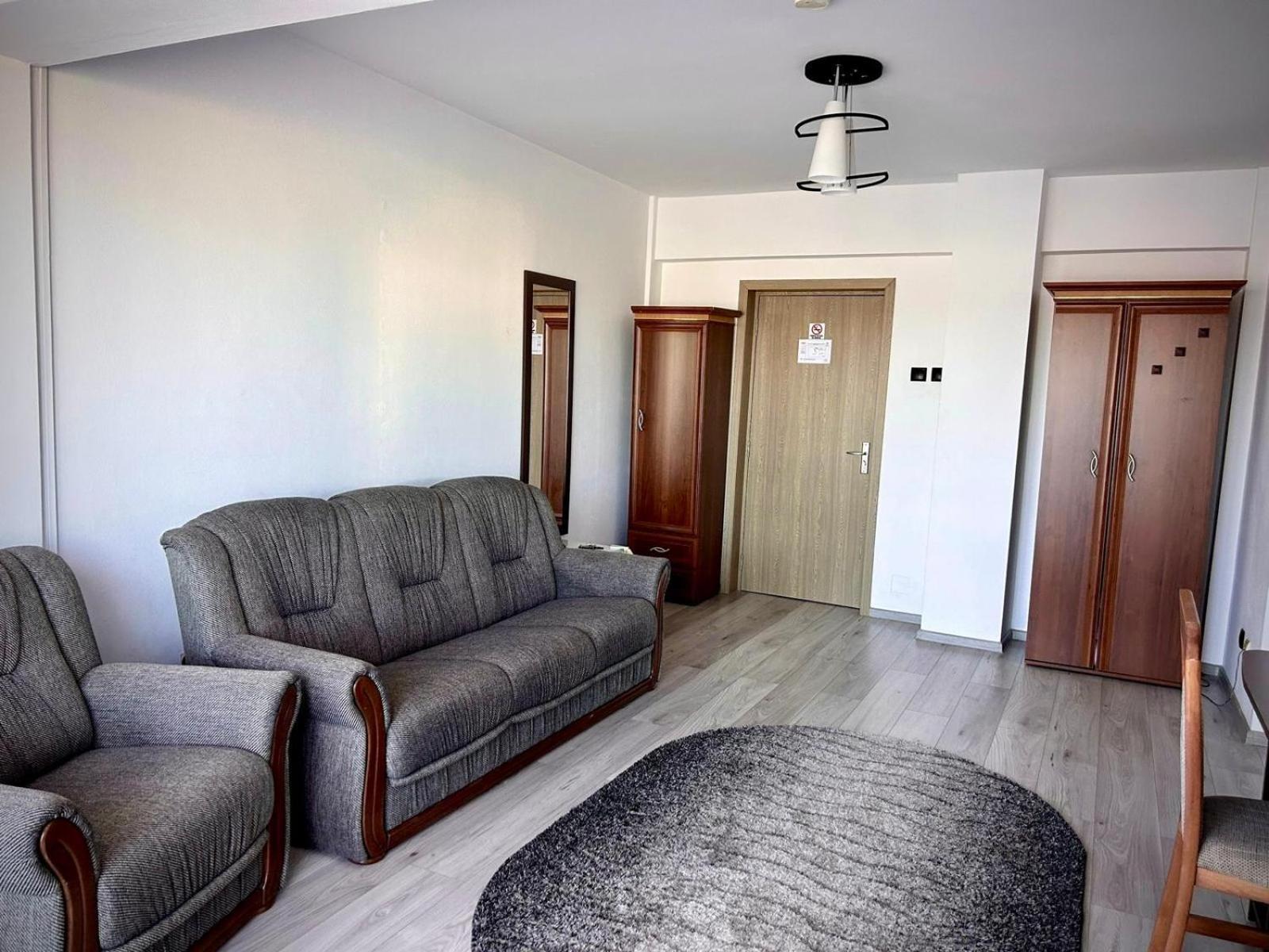 Hotel Levisticum Bacău Exteriér fotografie